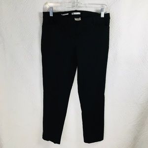Womans 6 Van Heusen Studio Black Capri Dress Pants
